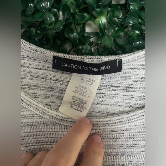 Heather Grey Side Cut Out Dress Caution to the Wind size Medium - Picture 3 of 4